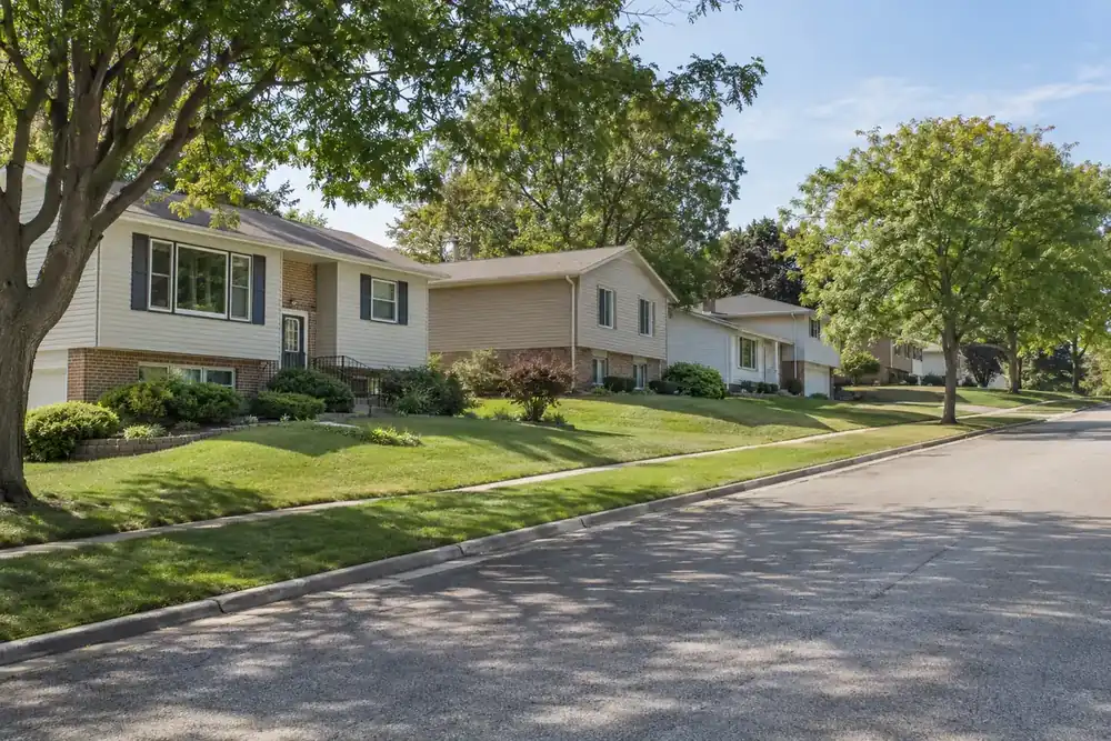 Illustration of a typical residential street in the Antioch, IL area