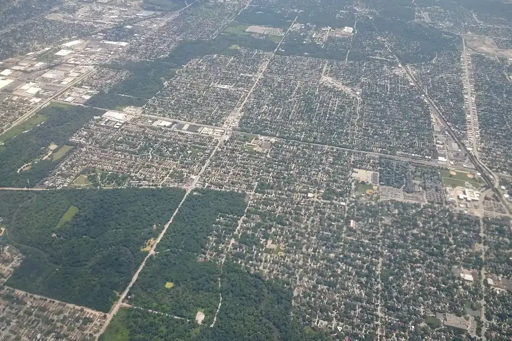 Aerial view of the street grid and tree canopy around La Grange Park, Illinois